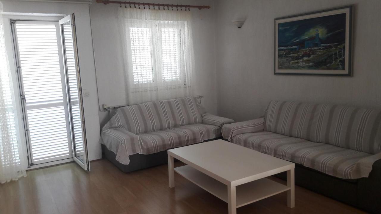 Piadora Apartman Banjol